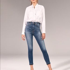 Abercrombie & Fitch Jeans - Abercrombie high rise jeans Abercrombie & Fitch Jeans - Abercrombie high rise jeans
